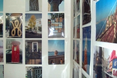 Gesamtrauminstallationen im Hafthaus Herne von kunstgruppe GOTTLIEB, Dokumentationsinstallation Find The Net, Foto: © KGGB