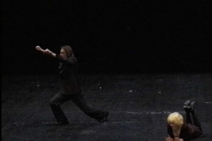 kunstgruppe GOTTLIEB mit ihrem Werk Erben der Gegenwart im Hebbel Theater Berlin, Foto: Archiv © KGGB