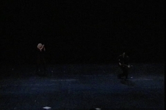 kunstgruppe GOTTLIEB mit ihrem Werk Erben der Gegenwart im Hebbel Theater Berlin, Foto: Archiv © KGGB