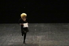 kunstgruppe GOTTLIEB mit ihrem Werk Erben der Gegenwart im Hebbel Theater Berlin, Foto: Archiv © KGGB