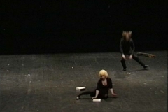 kunstgruppe GOTTLIEB mit ihrem Werk Erben der Gegenwart im Hebbel Theater Berlin, Foto: Archiv © KGGB