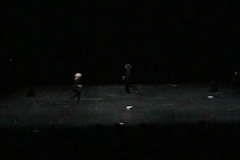 kunstgruppe GOTTLIEB mit ihrem Werk Erben der Gegenwart im Hebbel Theater Berlin, Foto: Archiv © KGGB