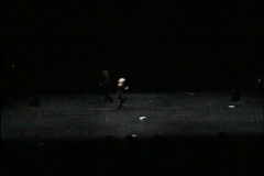 kunstgruppe GOTTLIEB mit ihrem Werk Erben der Gegenwart im Hebbel Theater Berlin, Foto: Archiv © KGGB