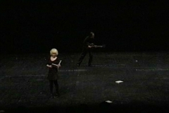 kunstgruppe GOTTLIEB mit ihrem Werk Erben der Gegenwart im Hebbel Theater Berlin, Foto: Archiv © KGGB