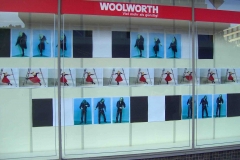 kunstgruppe GOTTLIEB, No More Words, Deutsche Woolwoth Berlin Foto: © KGGB